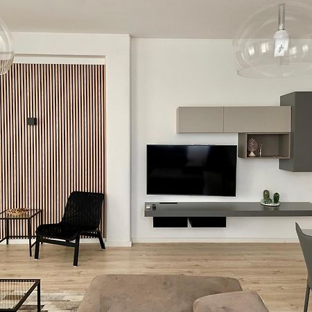 Aci Boutique Apartment Aci Trezza Bagian luar foto
